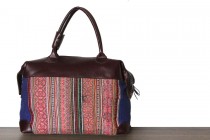 Sac artisanal avec son anse en cuir