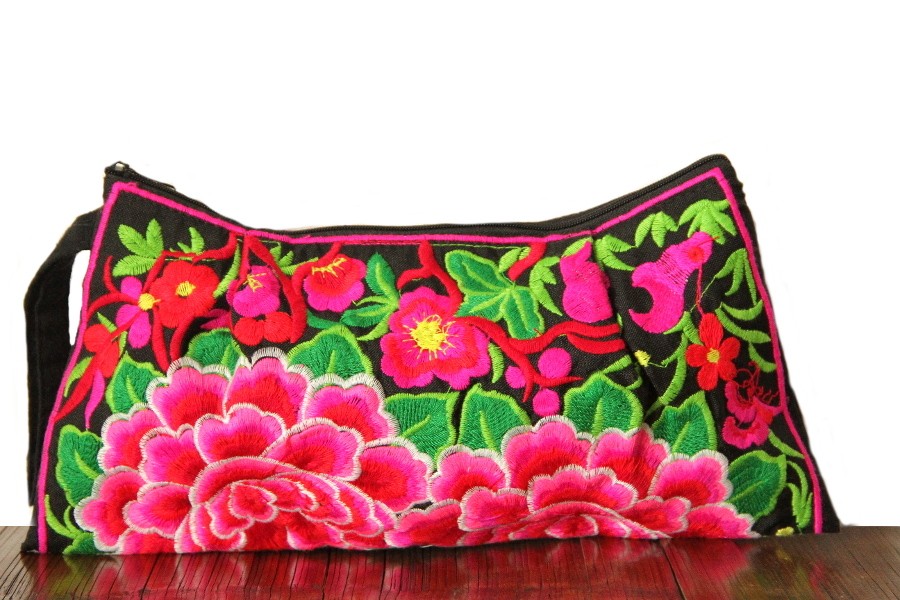 pochette ethnique chic