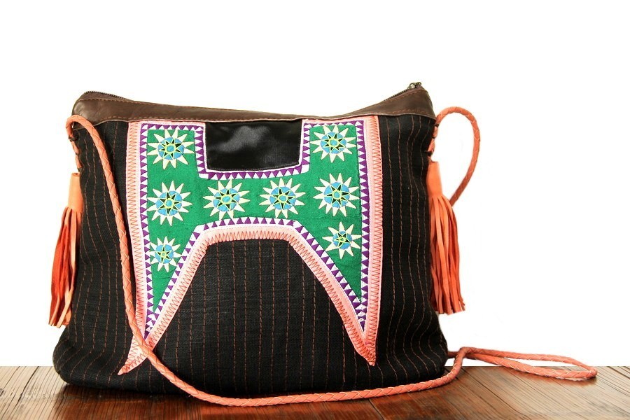 Sac Besace Artisanal Patrick BLANC - Coloré, Tissu Tressé, Bandoulière - Occasion Très Bon État