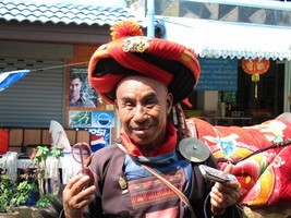 Artisan du Maxi Sac Battambang