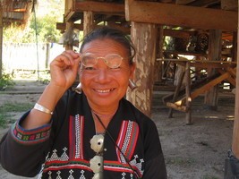 Artisan du Maxi sac Maï Li