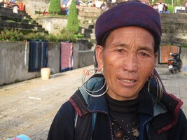 Artisan du Cabas ethnique Ming